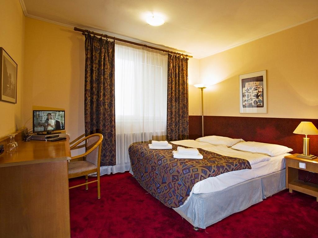 A Plus Hotel & Hostel Praga Zewnętrze zdjęcie