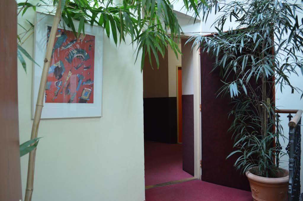 A Plus Hotel & Hostel Praga Zewnętrze zdjęcie